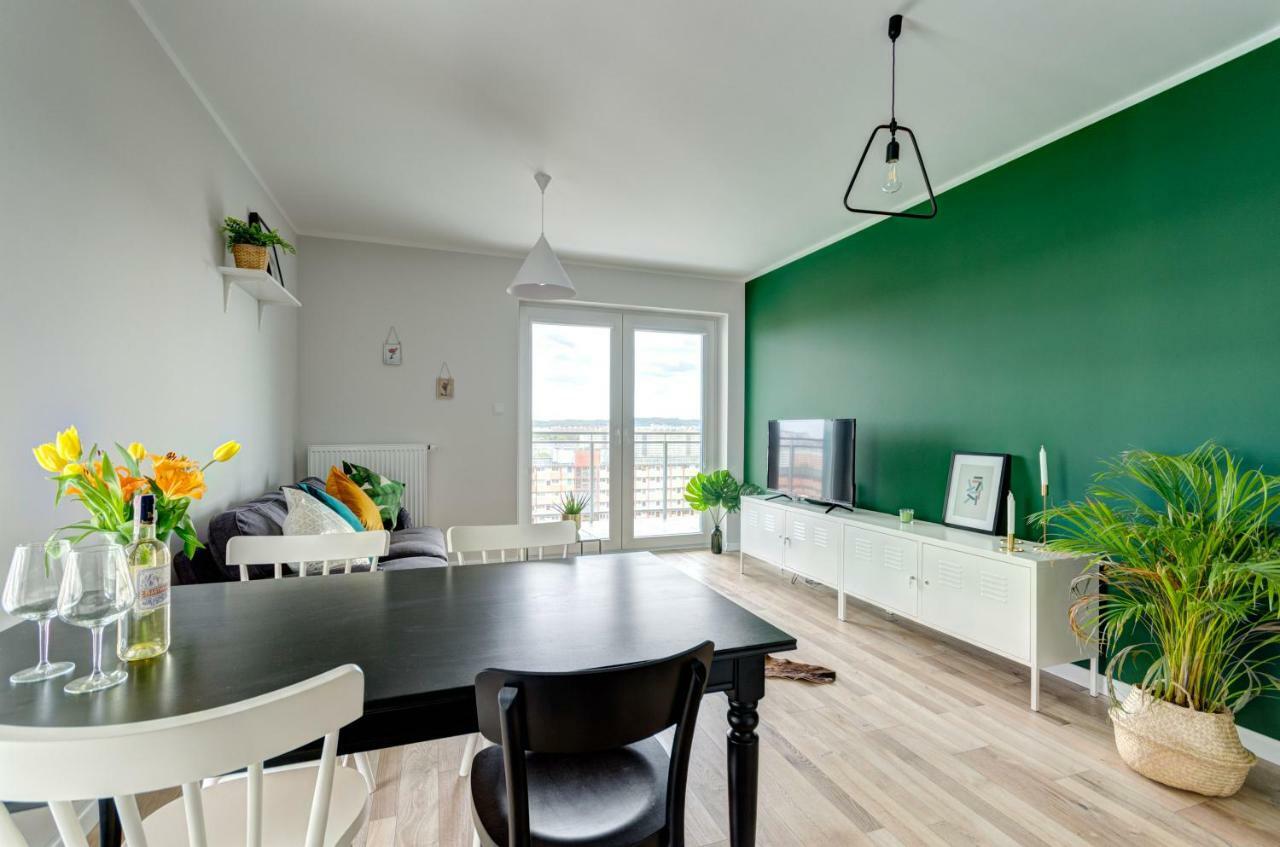 Beautiful Seaside View - 4 Oceans Premium Gdańsk