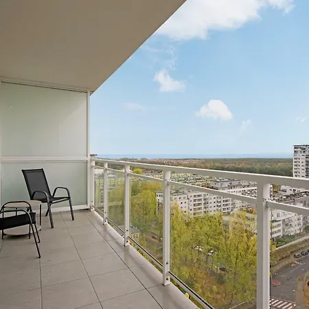 Beautiful Seaside View Apartments - 4 Oceans Premium Gdansk Exterior photo